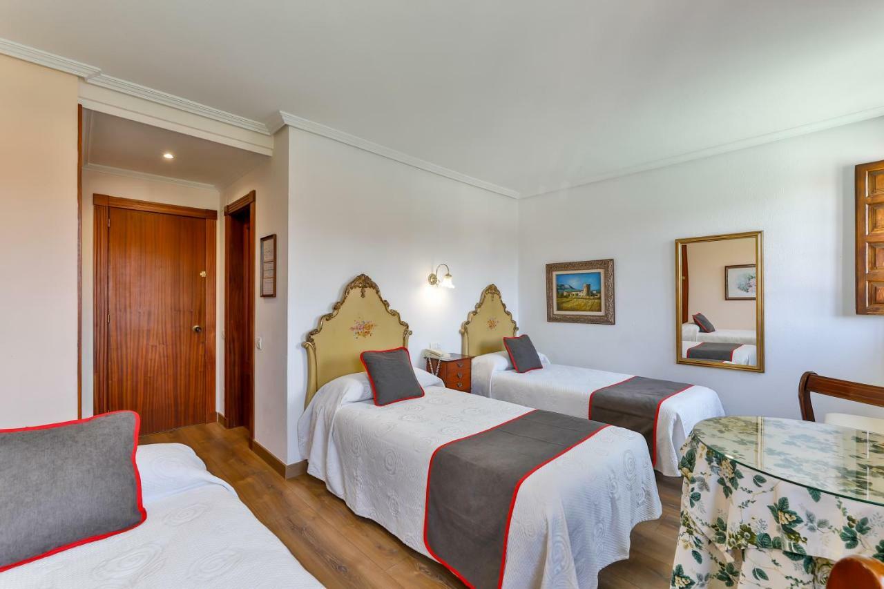 Hotel Santillana Santillana del Mar Ngoại thất bức ảnh